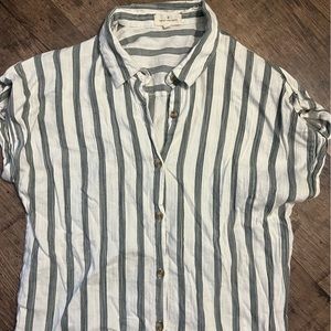 Thread & Supply Button Down Crop